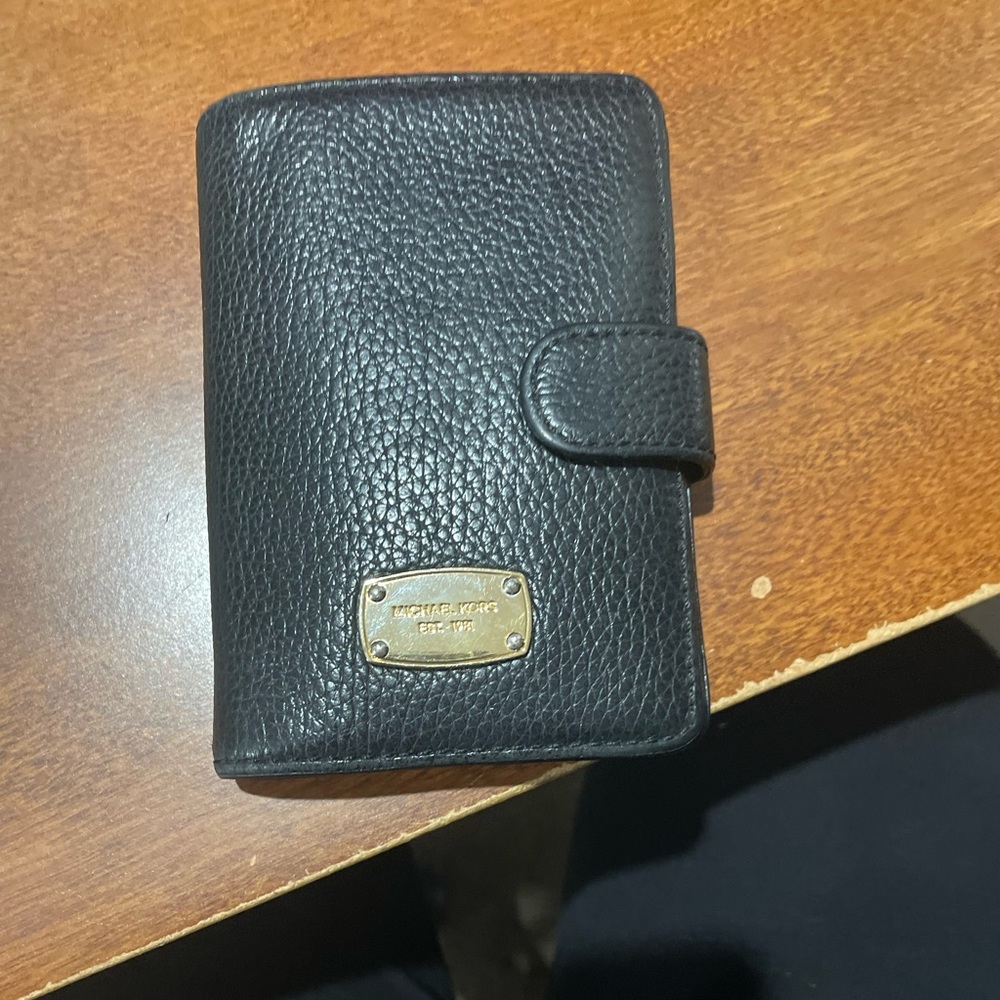 Michael Kors Pebble Leather Black Wallet